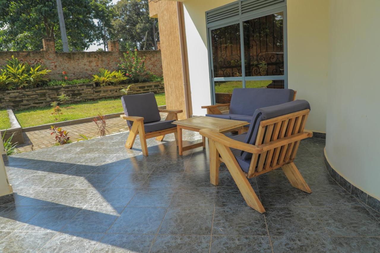 Silver Oaks Hotel Boma Fort Portal Exteriér fotografie