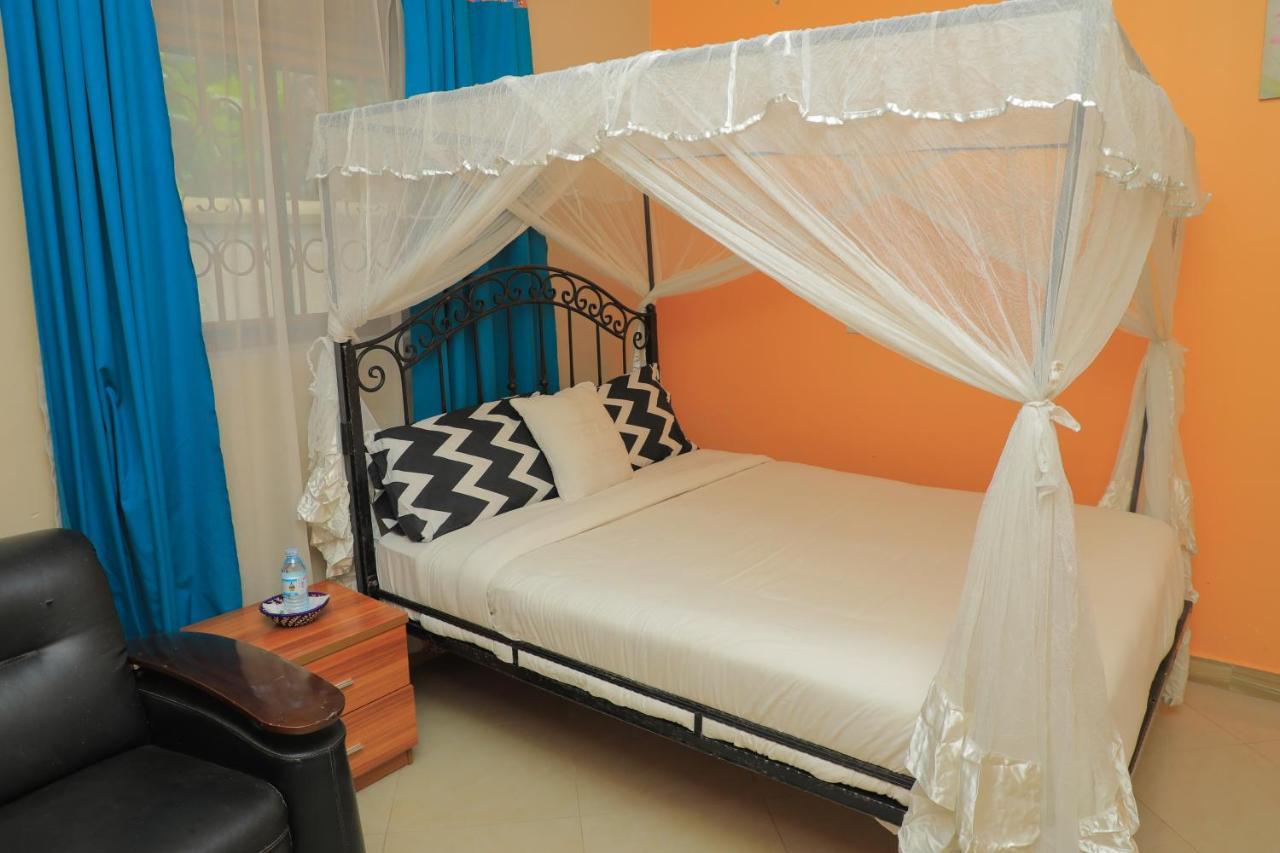Silver Oaks Hotel Boma Fort Portal Exteriér fotografie
