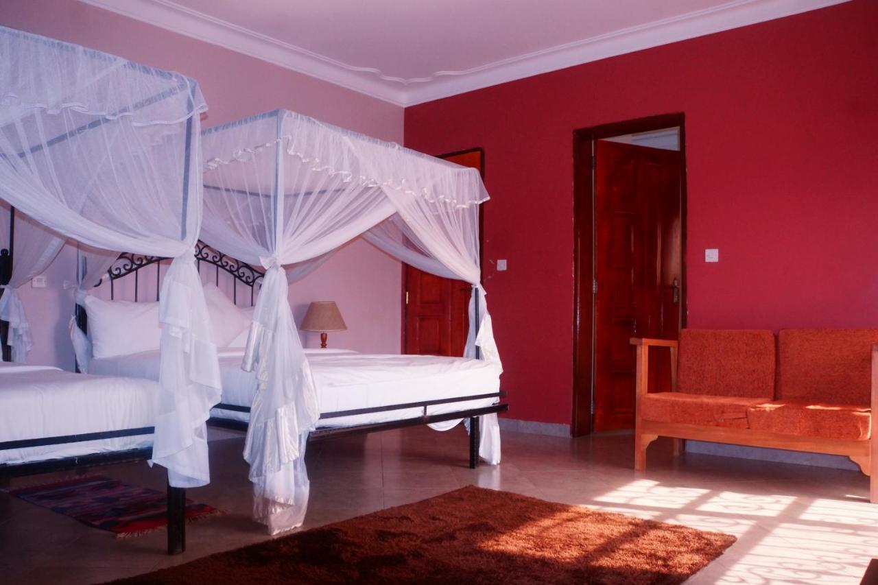 Silver Oaks Hotel Boma Fort Portal Exteriér fotografie