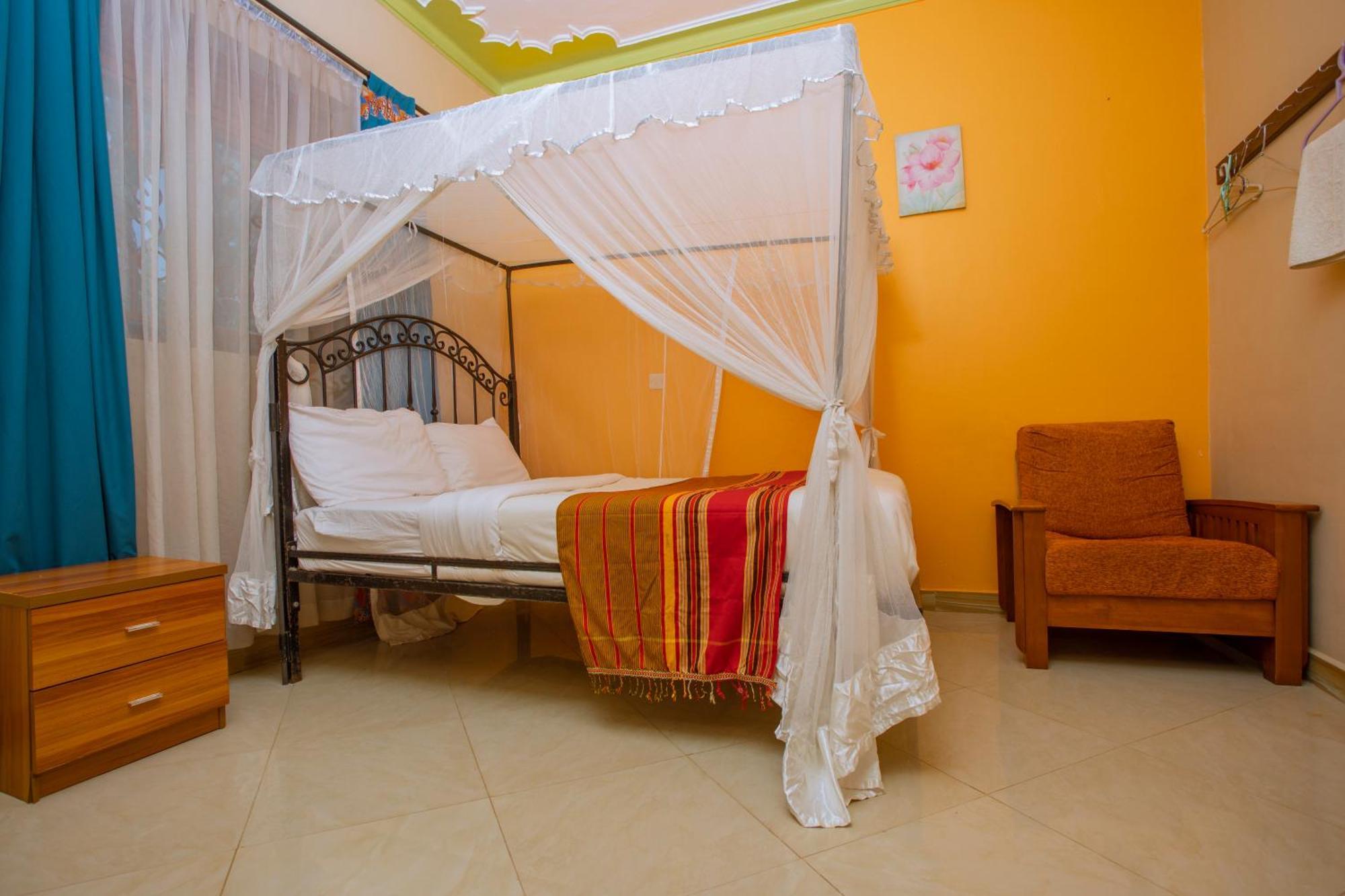 Silver Oaks Hotel Boma Fort Portal Exteriér fotografie
